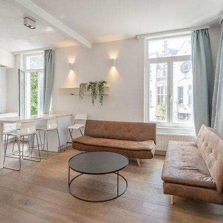 Light Modern Apartment In The Heart Of Antverpy Exteriér fotografie