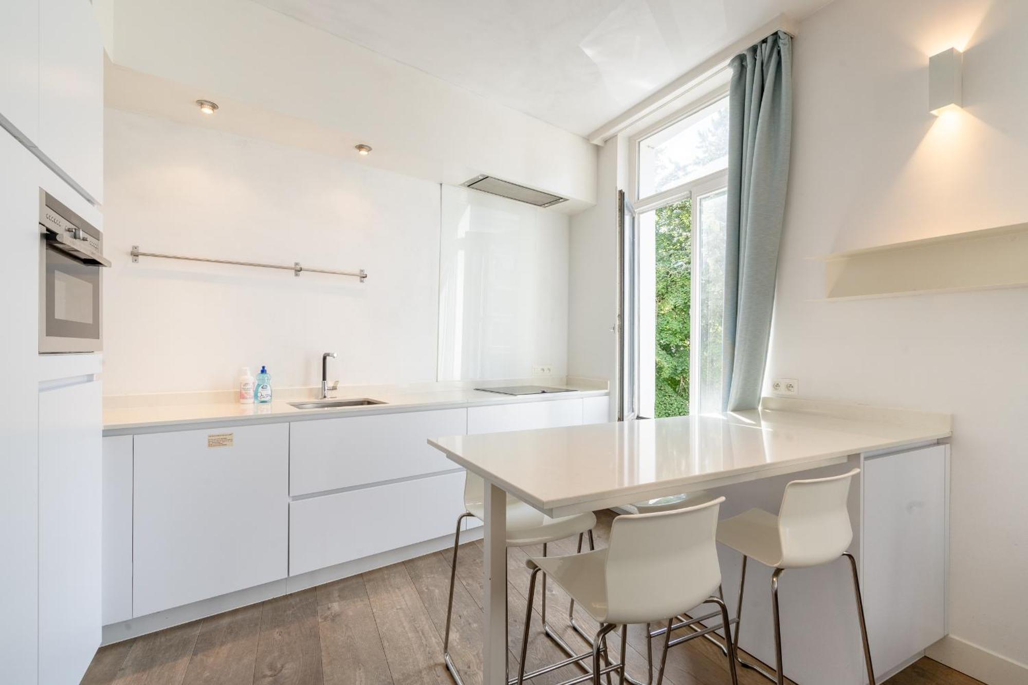 Light Modern Apartment In The Heart Of Antverpy Exteriér fotografie
